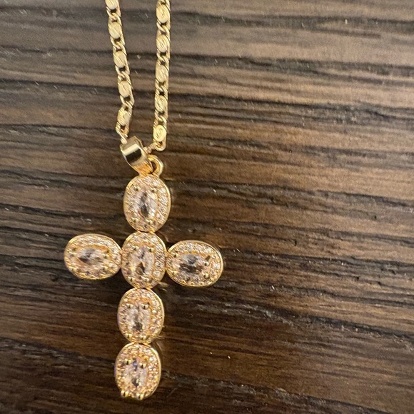 NEW Gemelli rhinestone cross gold necklace - Picture 2 of 4